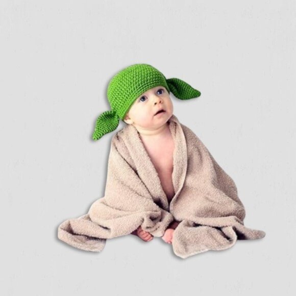 NWOT Crochet Baby Yoda Hat Infant Beanie Grogu Mandalorian Star Wars Green 3-6M - Picture 1 of 9